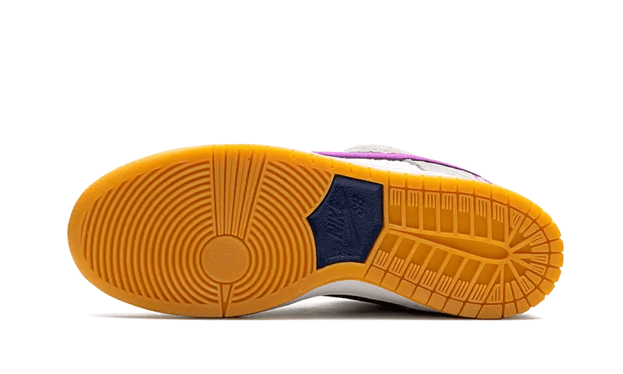 SB Dunk Low Rayssa Leal 