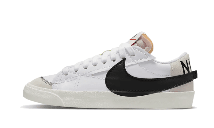 Blazer Low 77 Jumbo White Black Sail