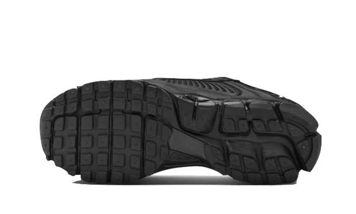 Vomero 5 Triple Black